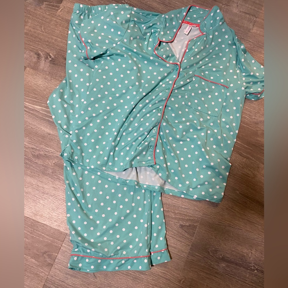 Joyspun Women’s Teal Polka Dot Pajama Set